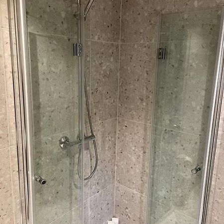 Modern And Cozy Studio Apartment In Central Осло Екстериор снимка