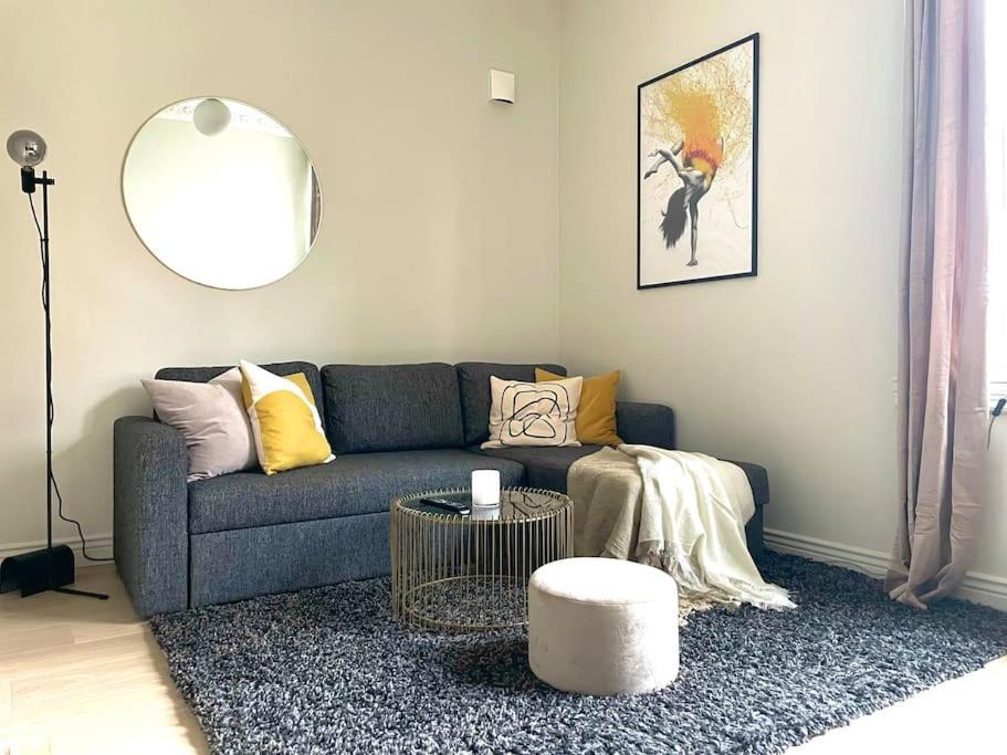 Modern And Cozy Studio Apartment In Central Осло Екстериор снимка